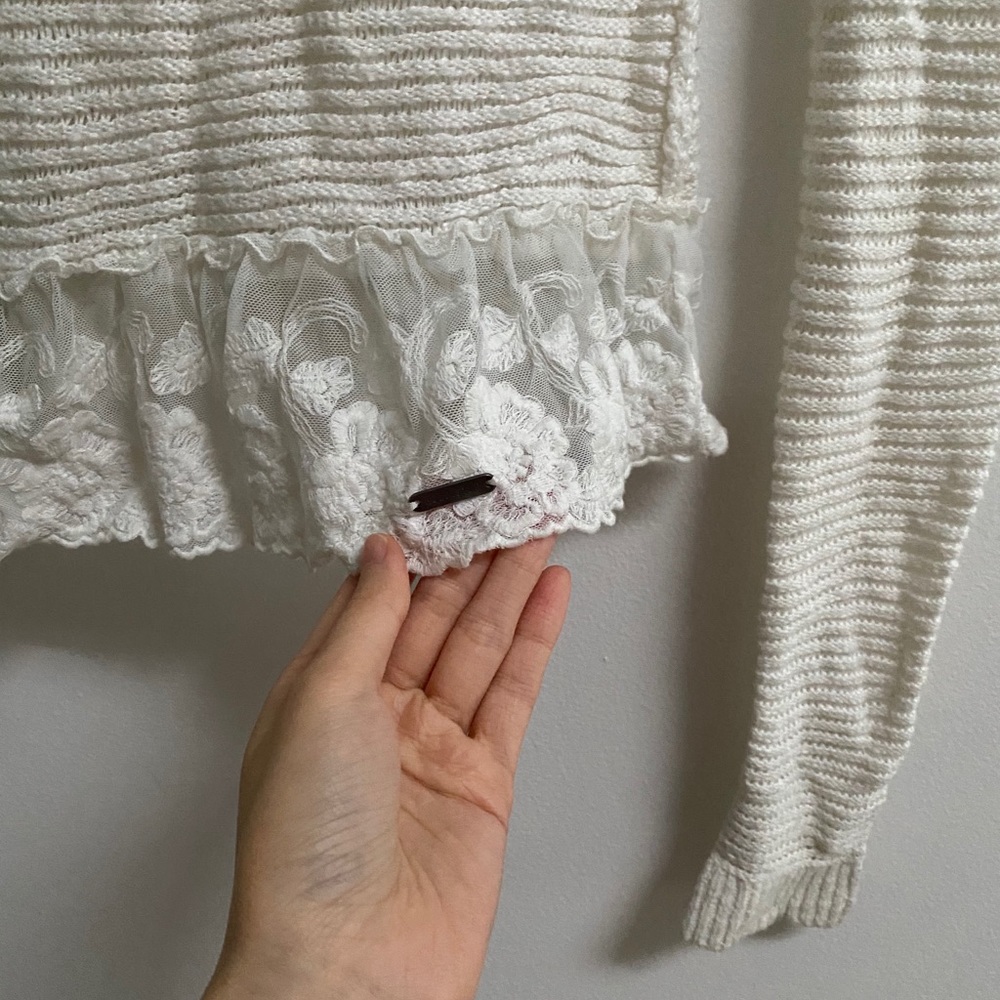 Hollister White Knit Crop Sweater with Lace Trim XS - Picture 4 of 4